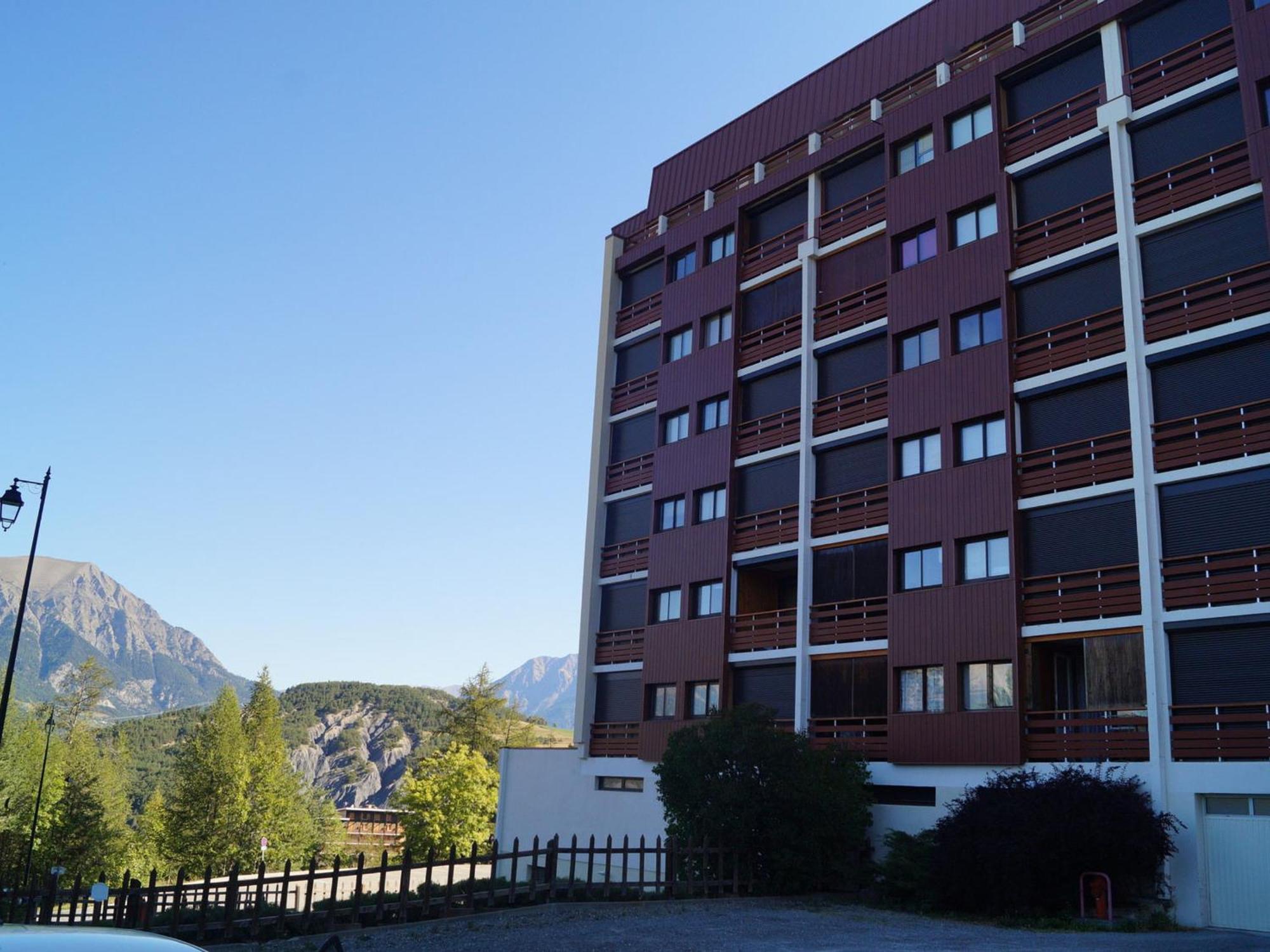 Appartement T2 Face Aux Pistes Avec Terrasse, 9 Couchages, Proche Commerces Et Piscine - Fr-1-165A-103 Enchastrayes Exterior photo